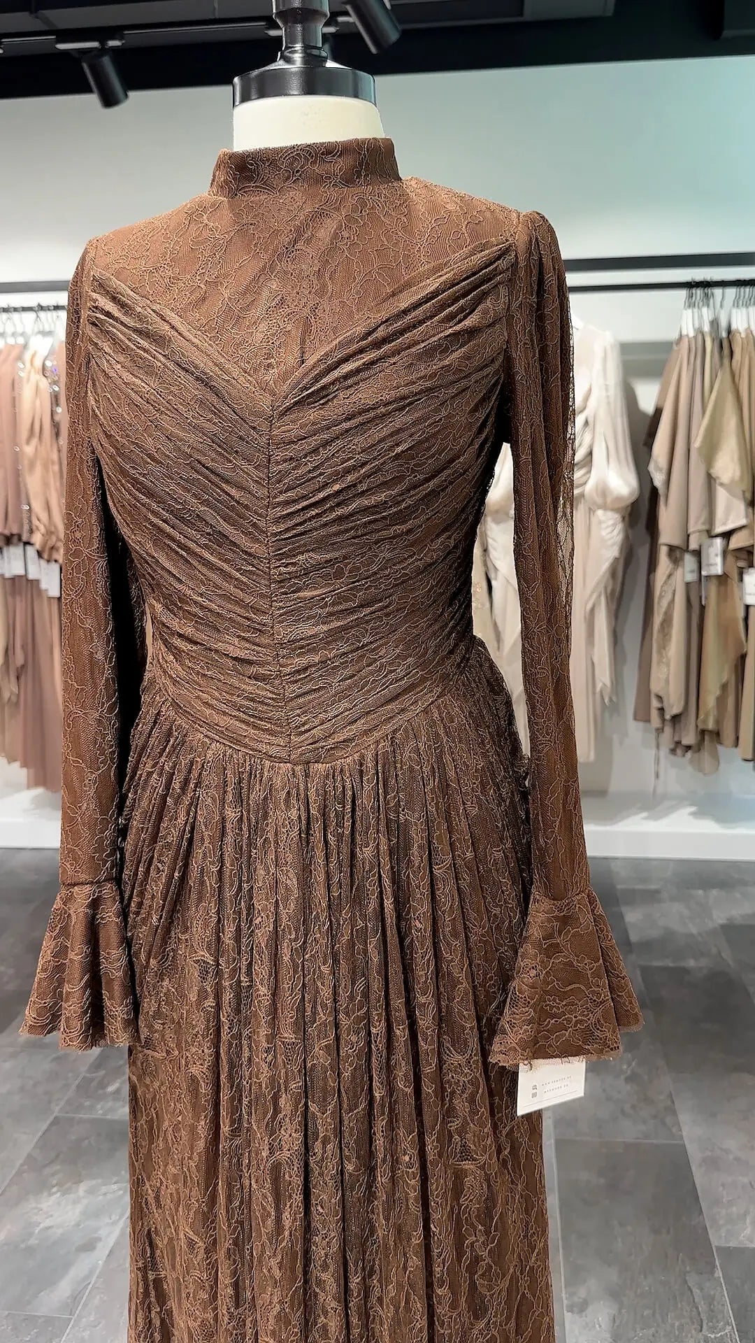 Vestido de noche Selin Marrón