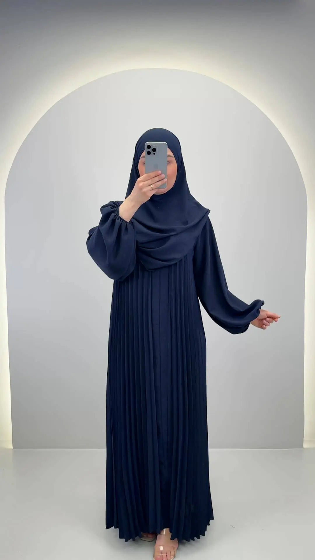 Conjunto Hifaya Abaya con Khimar Azul Oscuro