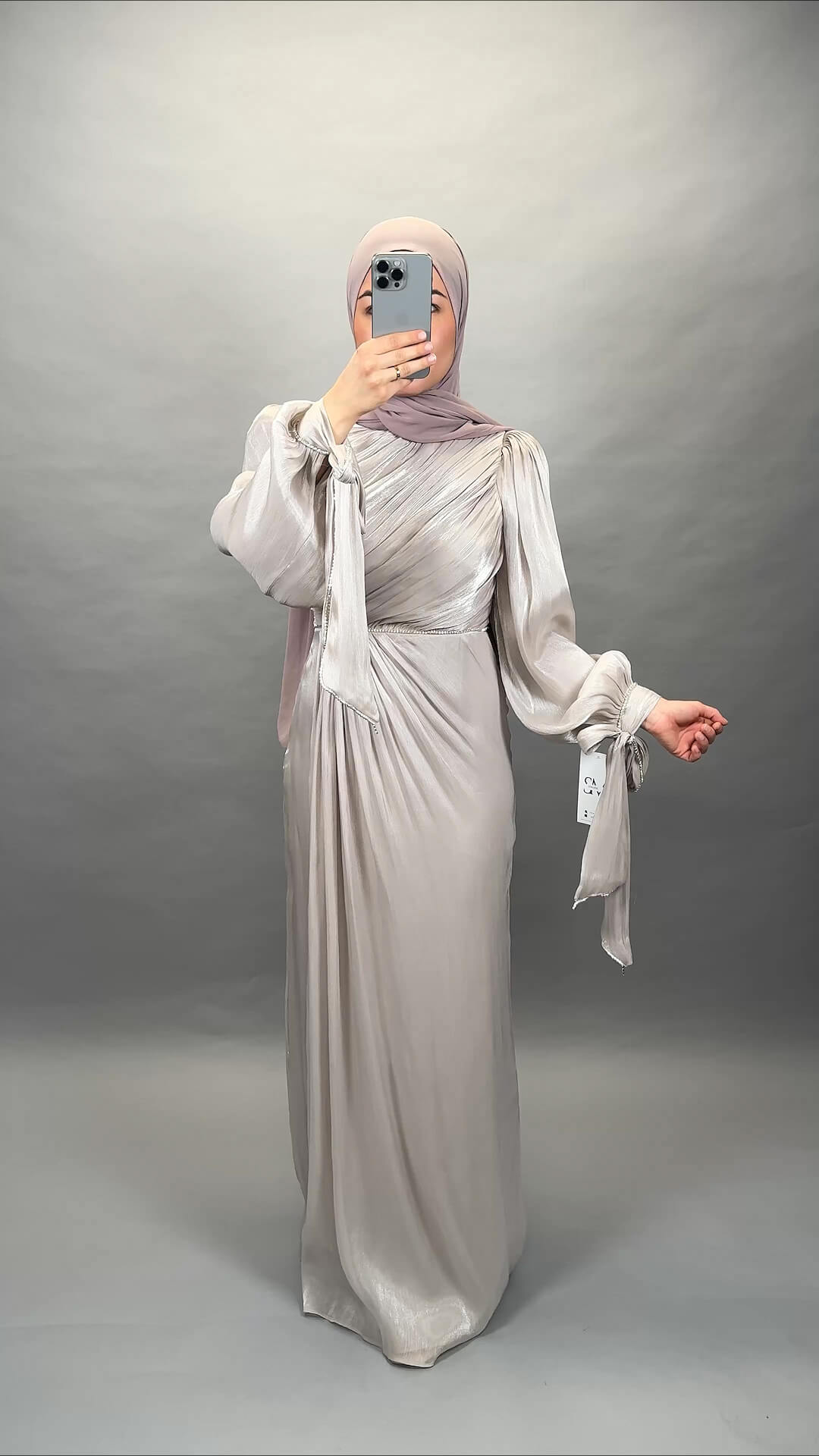 Vestido de noche Finay beige