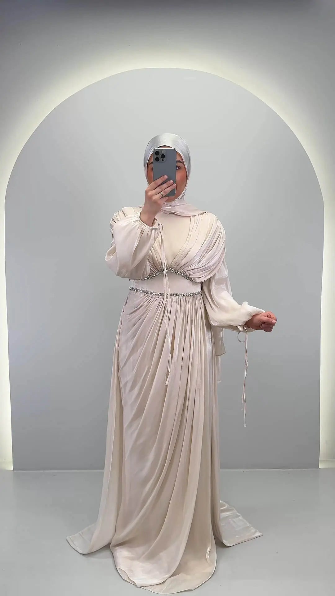 Vestido de noche Meslina Beige