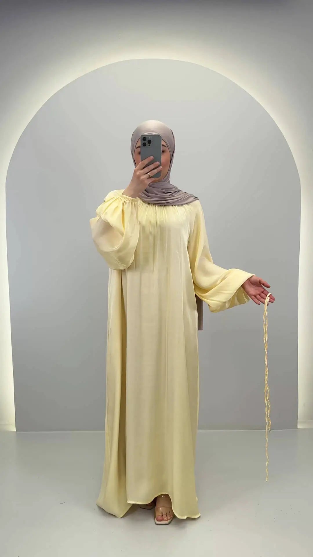 Simla Abaya Amarillo