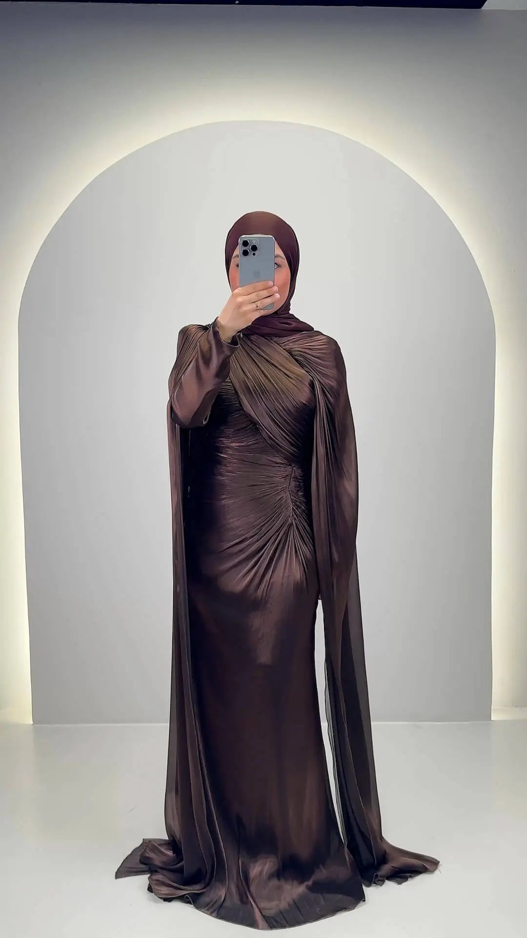 Vestido de noche Emira Marrón