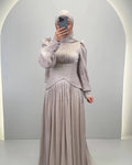 Estel vestido de noche con Hijab beige