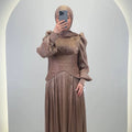 Estel vestido de noche con Hijab taupe