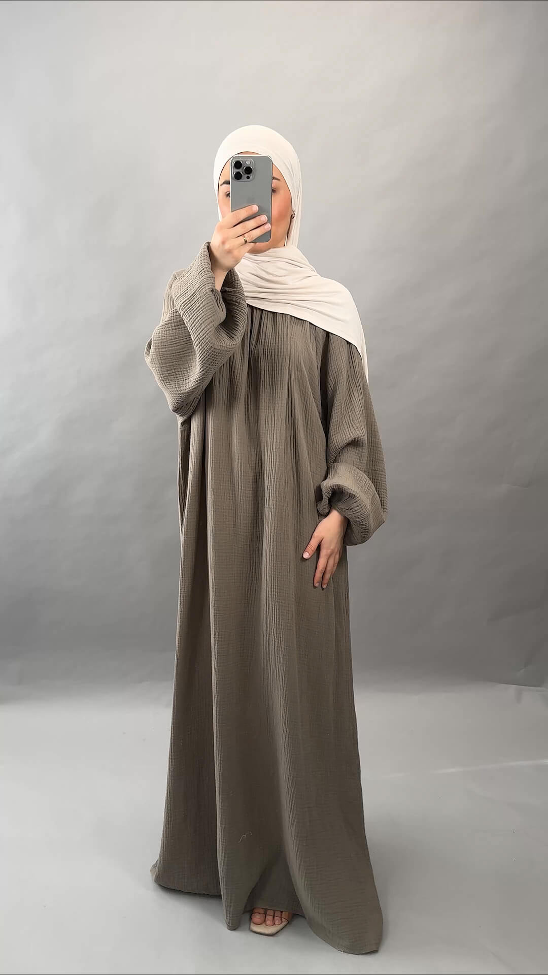 Sera Musselin Kleid Taupe