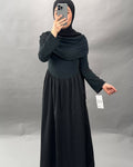 Yelena Kleid Schwarz